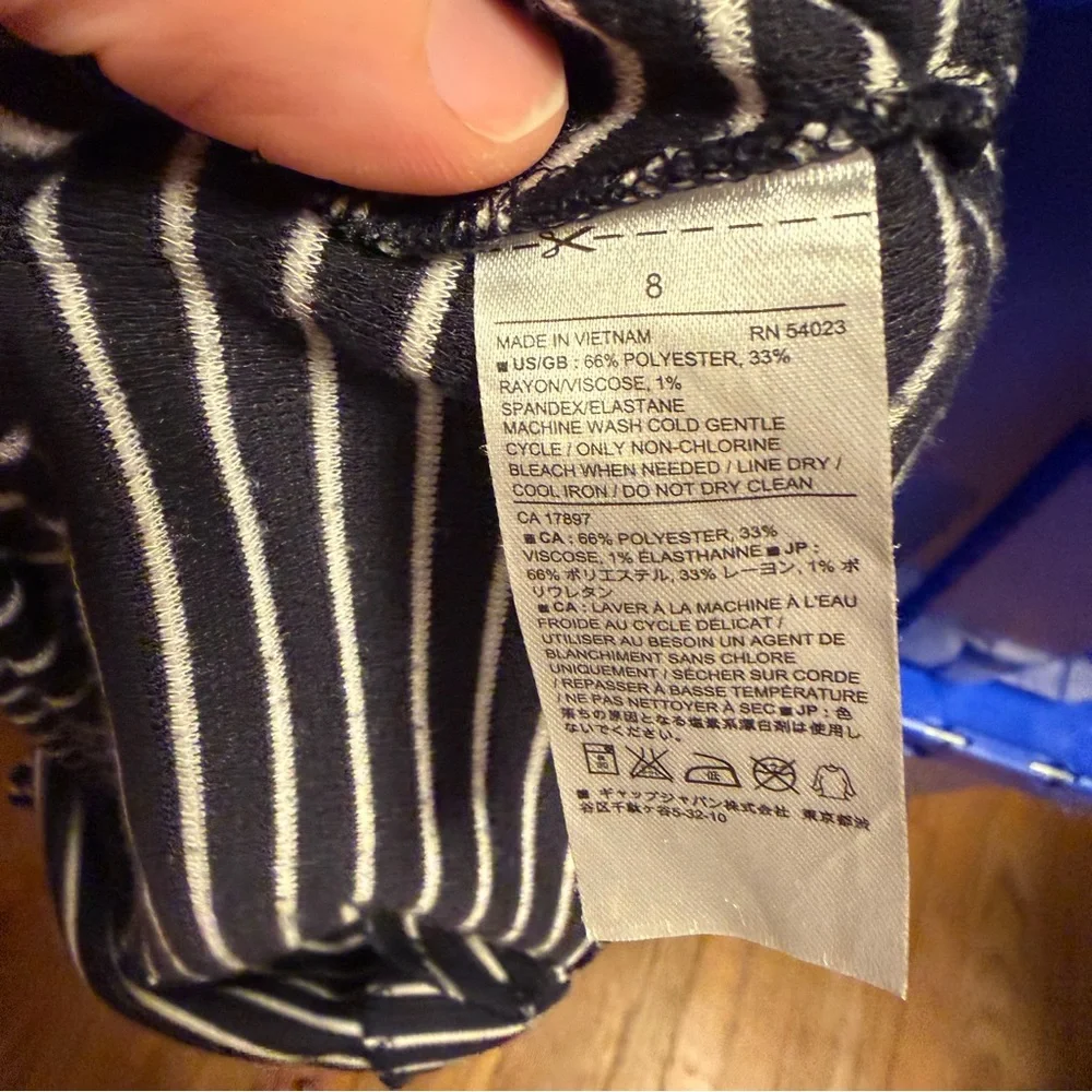 Banana Republic Black and‎ White Striped Pencil Skirt